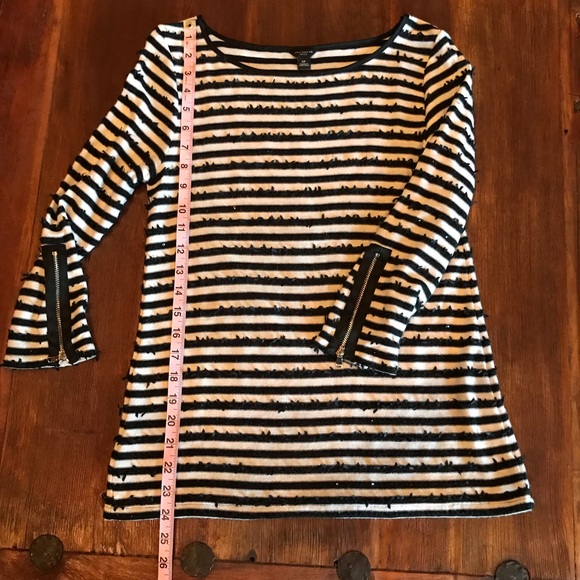 Ann Taylor Petite Black & White Top - Picture 7 of 8